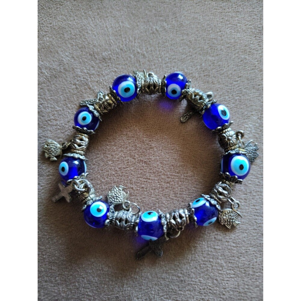 4 Assorted Bracelets - Picture 2 of 5
